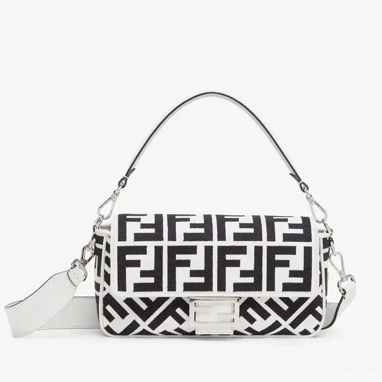 Affordable Canvas In Bag Fendi White FF Baguette Medium Motif Black 0423